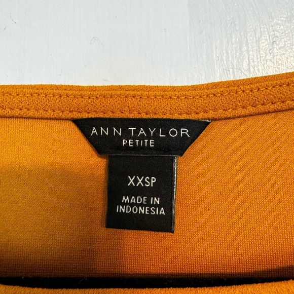 Ann Taylor bell sleeve top - Picture 3 of 3